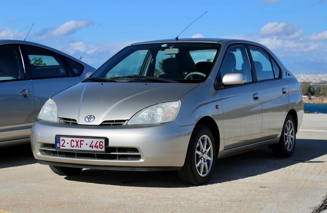 Toyota Prius PHEV