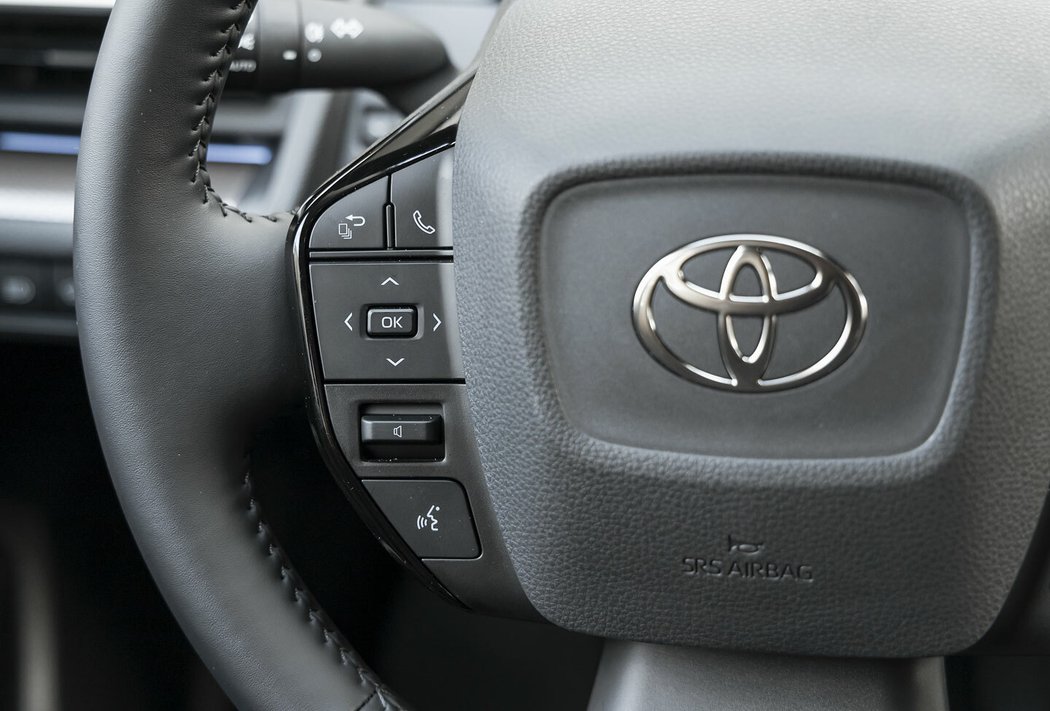 Toyota Prius PHEV
