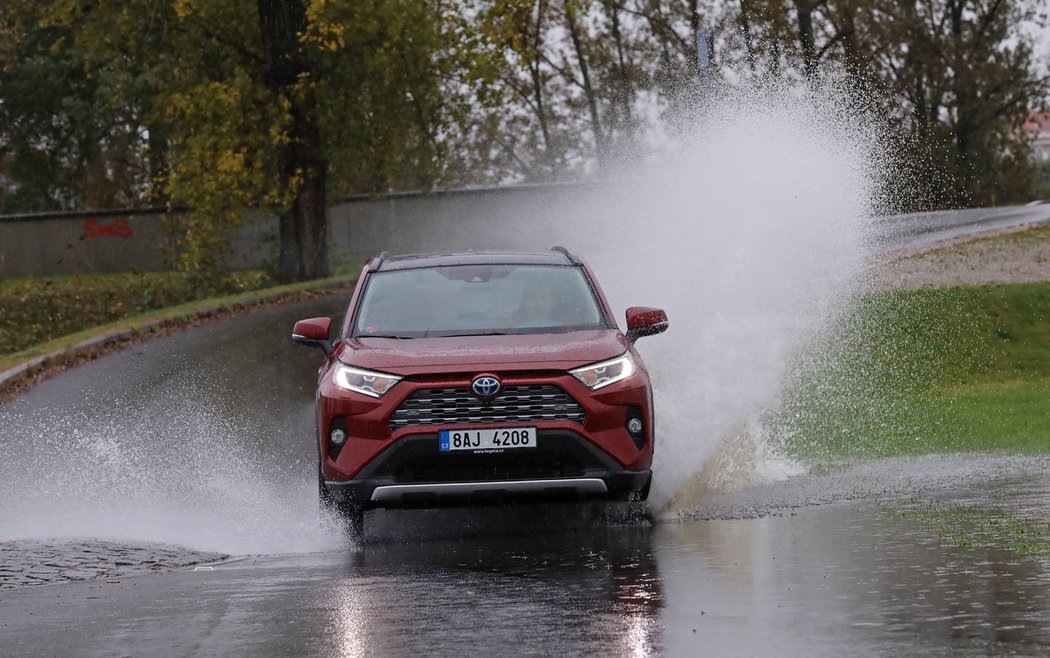 Toyota RAV4 2.5 Hybrid 163 kW e-CVT AWD Executive