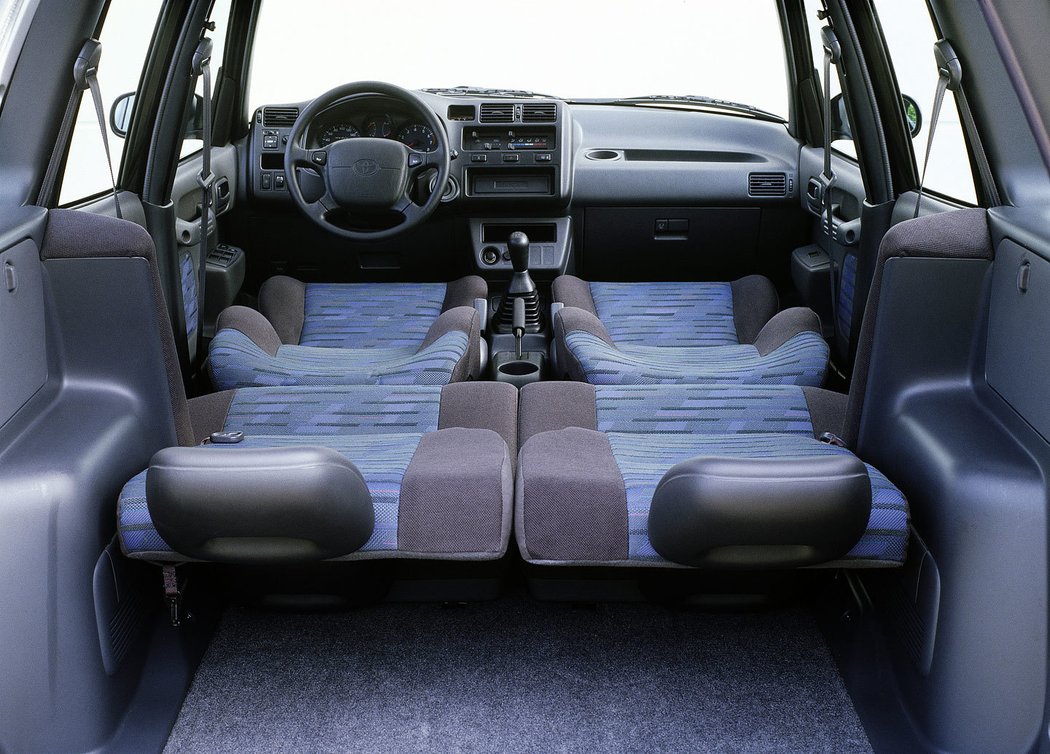 Toyota RAV4 5-door (1995)