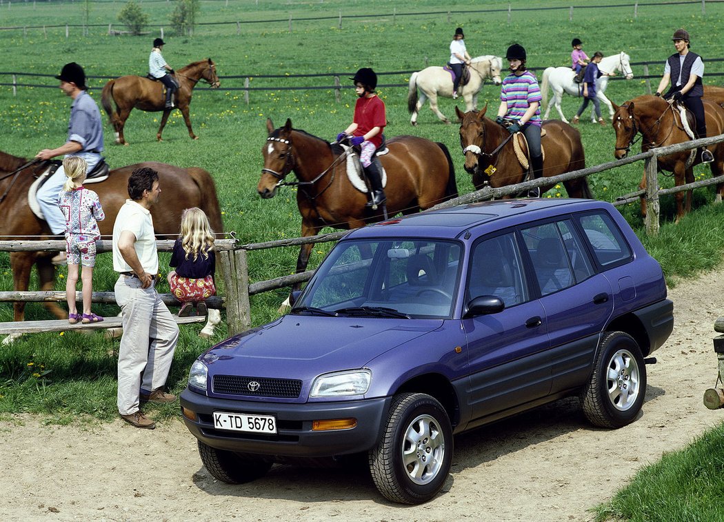 Toyota RAV4 5-door (1995)