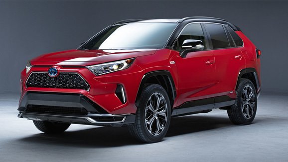 Toyota rozšíří nabídku RAV4. Pracuje na plug-in hybridu