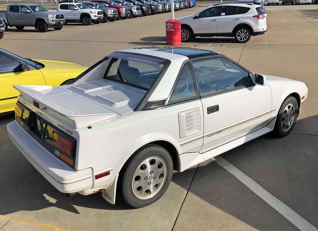 Toyota MR2