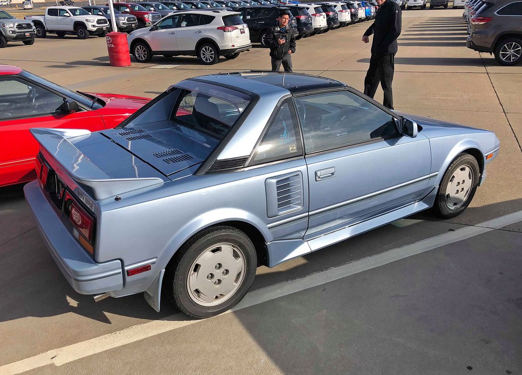 Toyota MR2