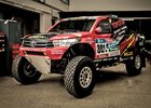 Toyota Hilux Evo: Japonci pojedou Dakar se zadokolkou!