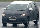 Spy photos: Toyota Auris Verso vystřídá Corollu Verso