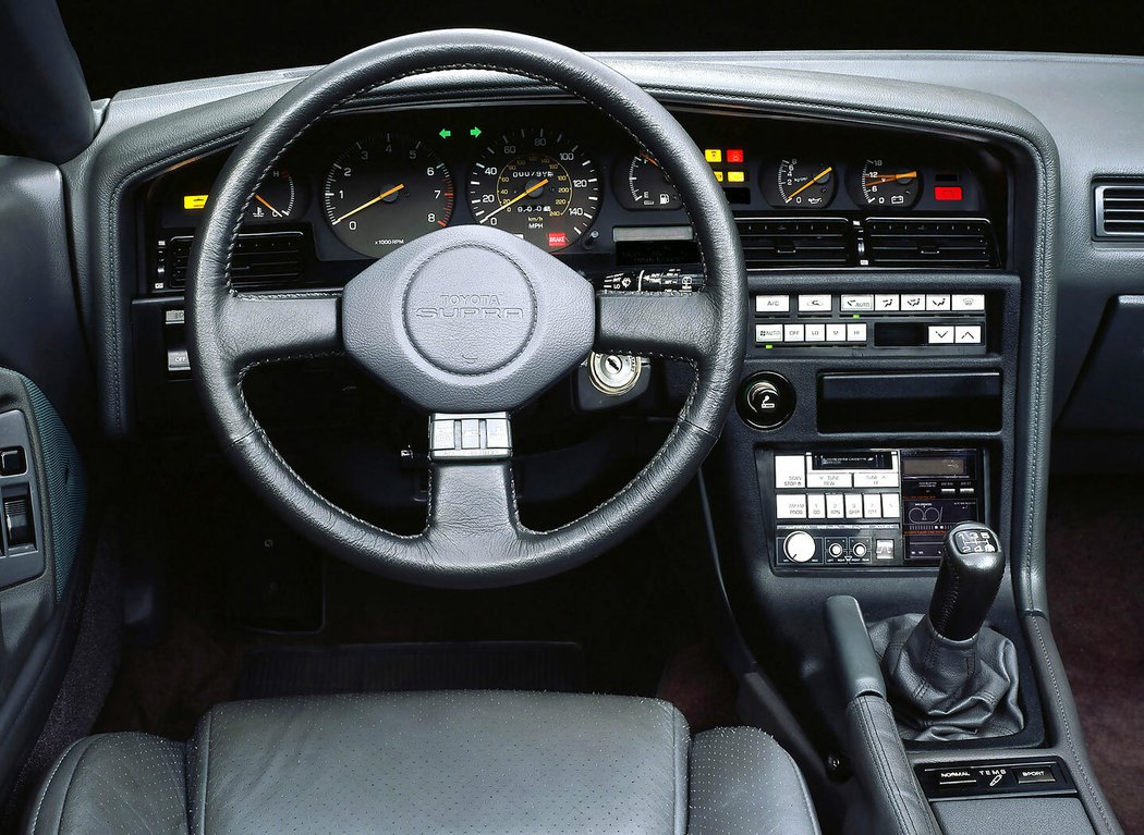 Toyota Supra 3.0 Sports Liftback (USA) (MA70) (1986–1989)