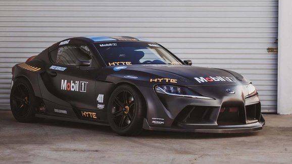 Supra upravená na drift dostala V10 z vozu F1, točí až 11.000 otáček