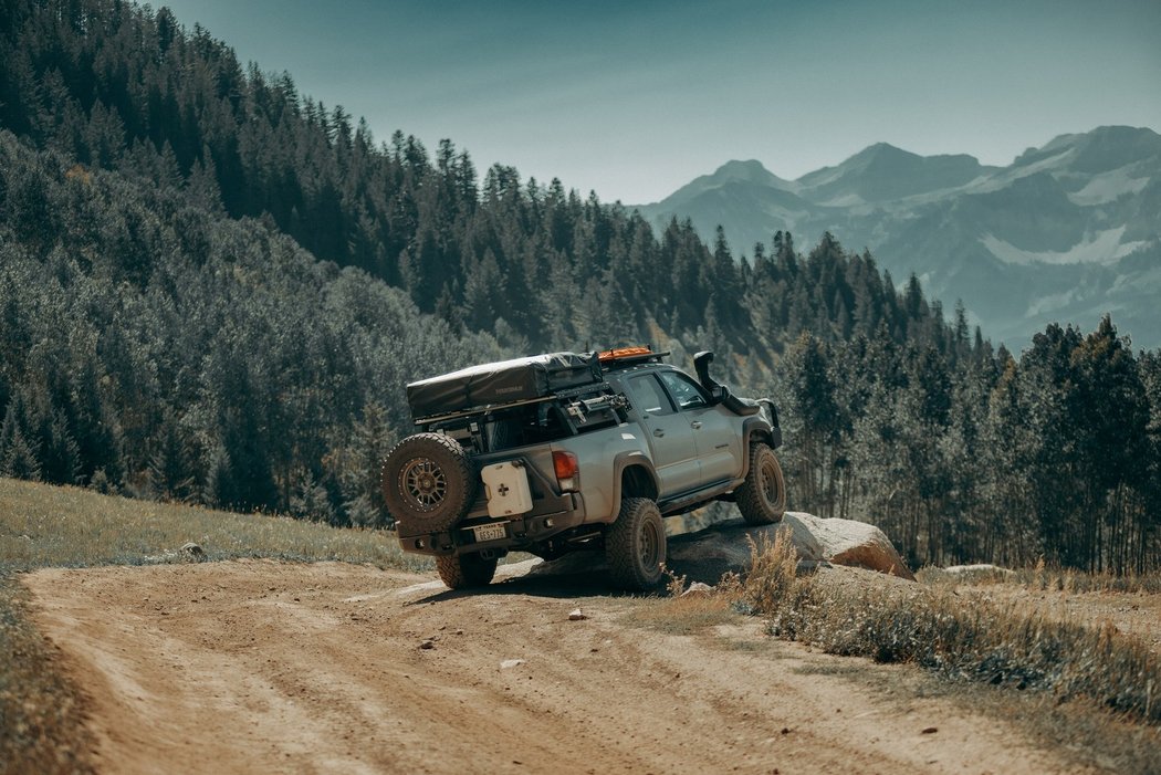 Toyota Tacoma Overlanding concept