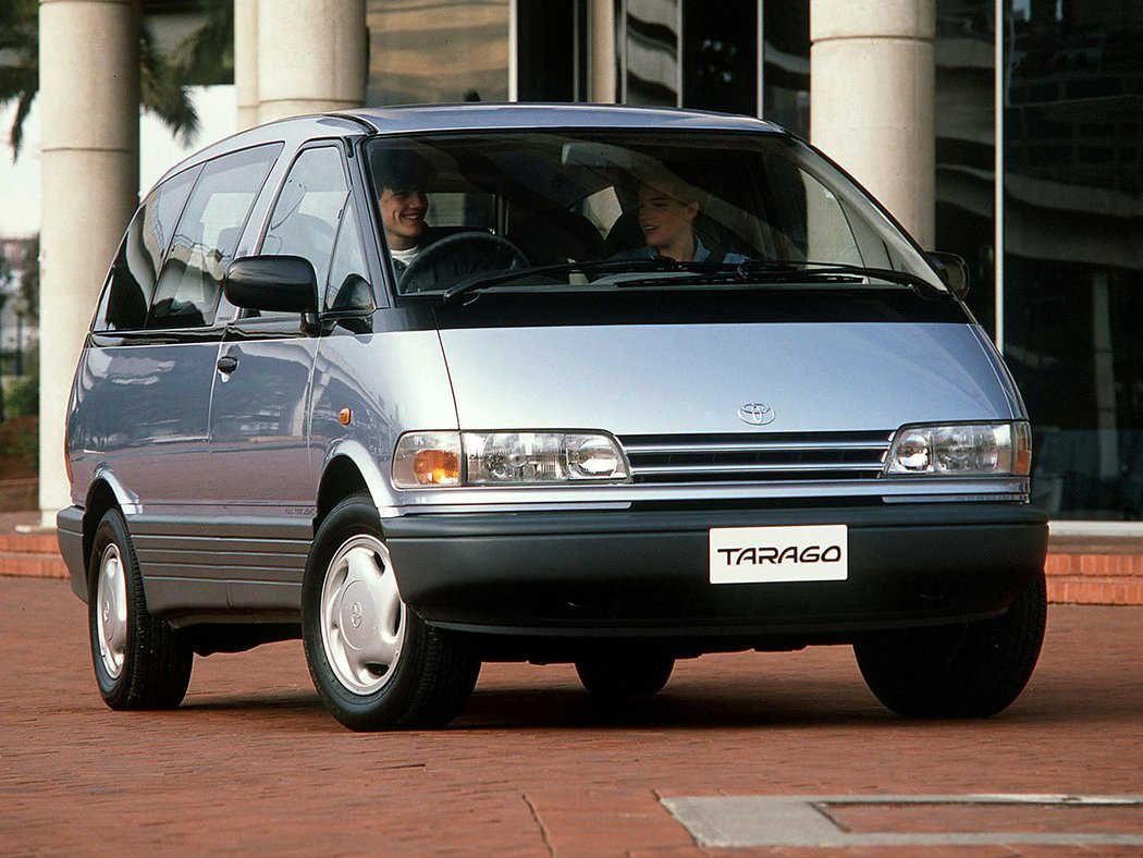 Toyota Tarago (1990)