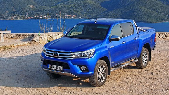 TEST Toyota Hilux 2.4 D-4D – Z&nbsp;Čech až na Kraj světa