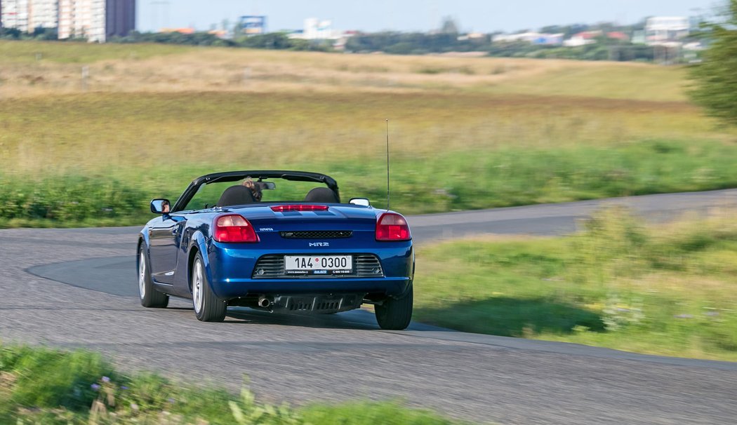 Toyota MR2