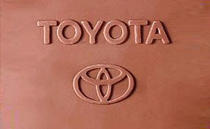 Toyota je nejcennější automobilovou značkou, Audi skončilo až za VW