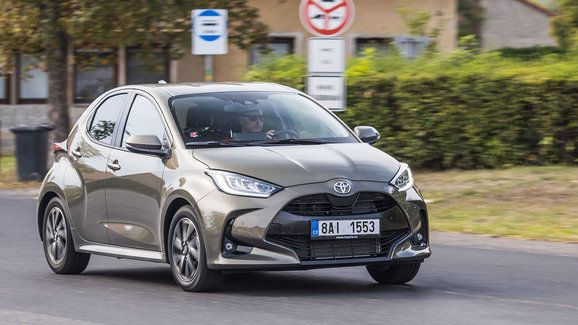 TEST Toyota Yaris 1.5 Dynamic Force – Bez hybridu se obejdete