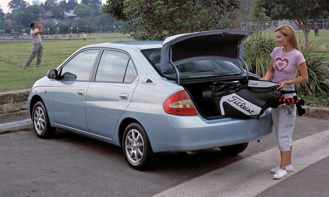 toyota zelenaauta hybrid