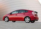 Toyota svolá 625.000 hybridních vozů kvůli chybě softwaru