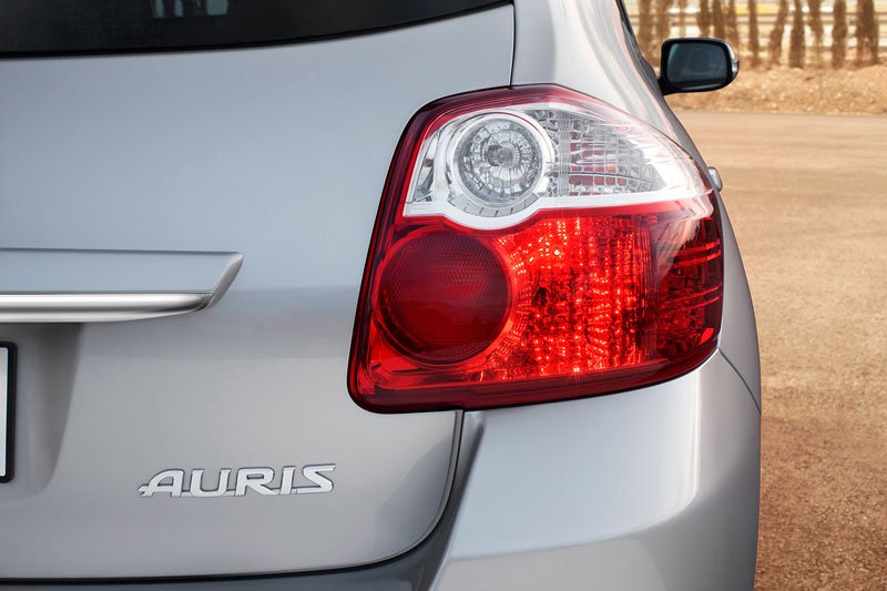 Auris