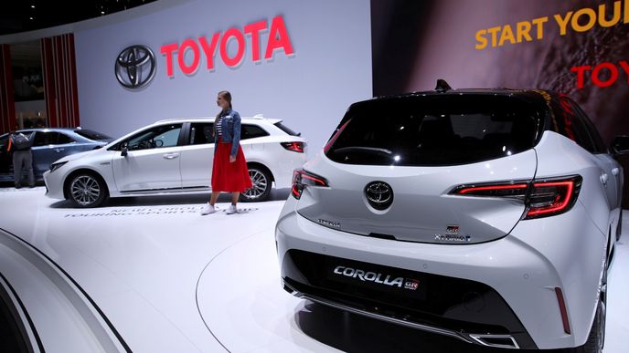 Akciím Toyoty se letos na burze mimořádně daří