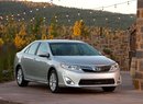 Toyota Camry vypálila Hyundaii rybník – stala se Korejským autem roku