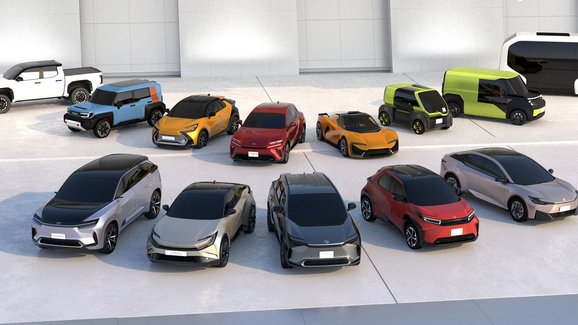 Toyota nabídne revoluční solid-state baterii do roku 2025, nebude však v elektromobilu