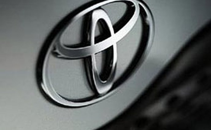 Toyota v Americe o rok odloží uvedení nové Corolly