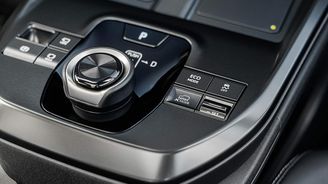 Toyoty bZ4X Toyoty bZ4X