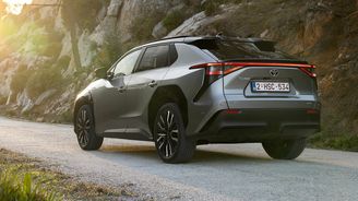 Toyoty bZ4X Toyoty bZ4X