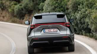 Toyoty bZ4X Toyoty bZ4X