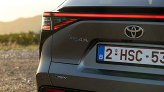 Toyoty bZ4X Toyoty bZ4X