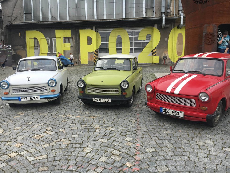 Sraz Trabant klubu Plzeň v areálu DEPO 2015.