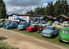 Tipy na víkend: Mini Cooper v tombole, NASCAR v Mostě, srazy a hippie