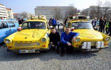 V plastikovém vozítku minulé éry zdolali dobrodruzi Jižní Ameriku! Trabant za 200 tisíc!