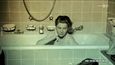 Neslavnější fotka Lee Miller - v den Hitlerovy smrti se vyfotila, jak se koupe v jeho vaně