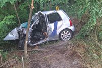 Tragický čtvrtek: Na jižní Moravě zemřeli starší řidič a motorkář, šest lidí se zranilo!