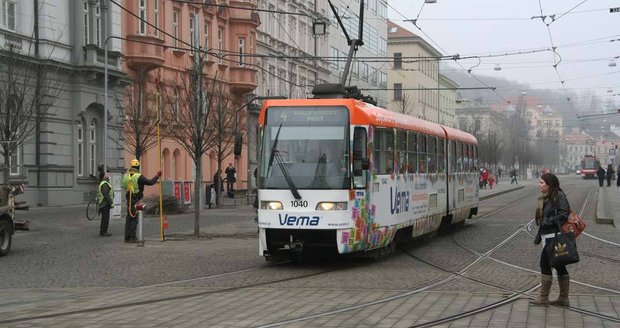 Tramvaj v Brně srazila a usmrtila člověka (Ilustrační foto).