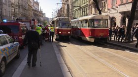 Tramvaj v Praze přejela malého chlapce.