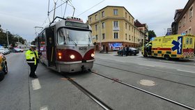 Ve Strašnicích srazila tramvaj chodce. (17. září)