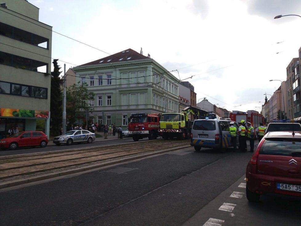 K tragické nehodě došlo na Břevnově v ulici Bělohorská.
