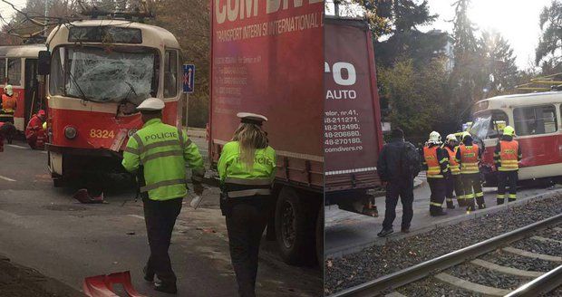 Tramvaj se v Bělohorské ulici střetla s náklaďákem. Doprava na místě zkolabovala