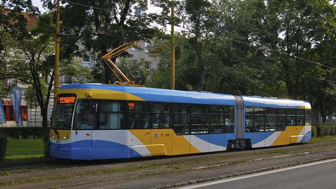 Tramvaj Vario LF2 plus v Košicích