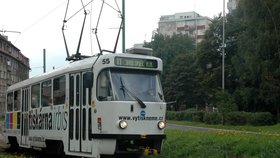 Policisté hledají cestující liberecké tramvajové linky číslo 11.