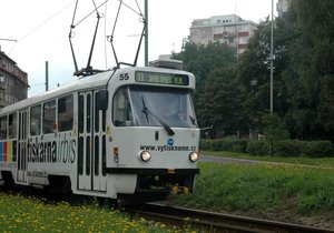 Policisté hledají cestující liberecké tramvajové linky číslo 11.