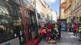 Tramvaje zabily za měsíc pět lidí. Lidé moc koukají do mobilů, varuje dopravce