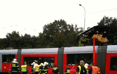 Nehoda tramvají na Plzeňské ulici