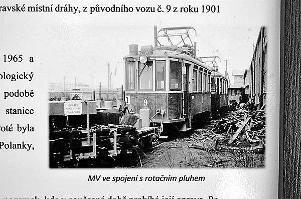 Parametry historické tramvaje.