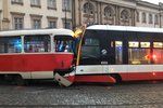 Na Pohořelci se 10. ledna 2020 srazily dvě tramvaje.