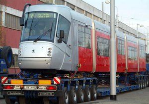 Tramvaje T14 dopravní podnik chce prodat.