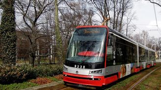 DPP na nákupech: pořídí desítky nových tramvají i autobusů