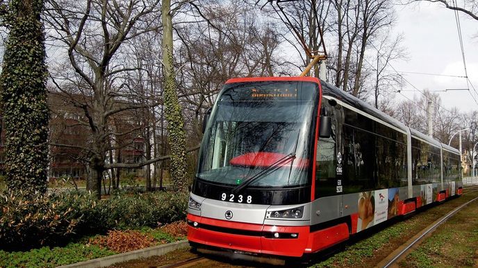 Tramvaj Škoda 15T ForCity, předmět sporu Dopravního podniku a Škoda Transportation