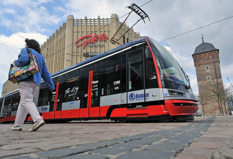 Ulicemi německého Chemnitzu nyní brázdí nová tramvaj, vyrobená v plzeňské Škodovce